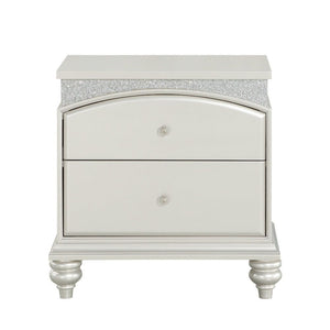 Maverick - Nightstand - Platinum