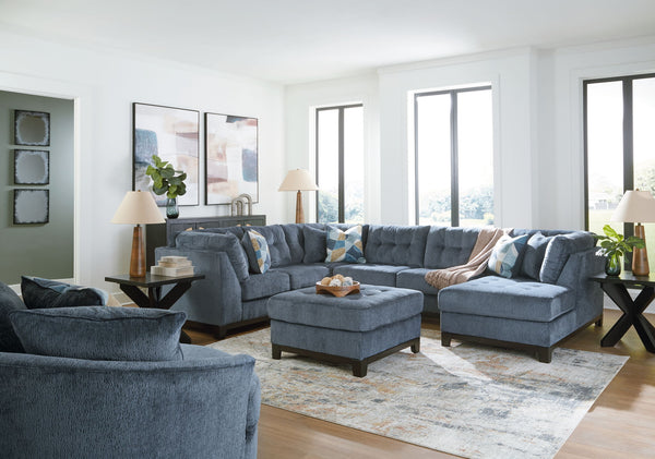 Maxon Place Living Room Set