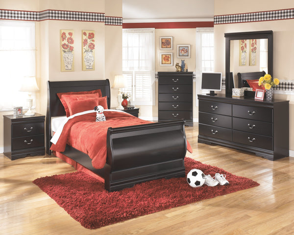Huey Vineyard Youth Bedroom Set