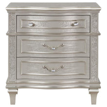 Evangeline - 3-Drawer Nightstand - Silver Oak