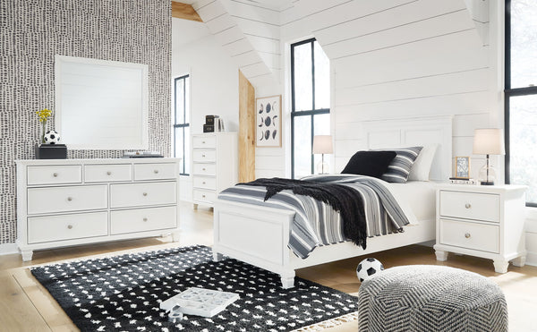 Fortman Panel Bedroom Set