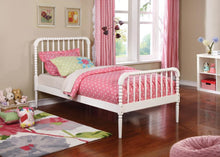 Jones - Wood Open Frame Bed
