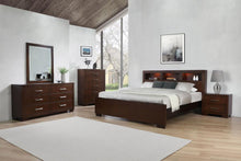 Jessica 5 Piece Queen Bedroom Set – Cappuccino