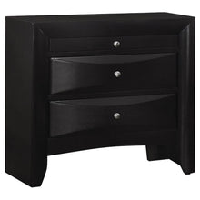Briana 5 Piece Queen Bedroom Set – Black