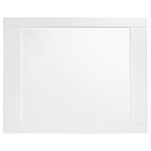 Felicity 5 Piece Queen Platform Bedroom Set – White High Gloss