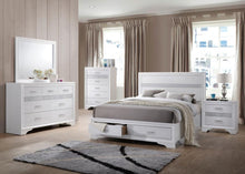 Miranda 5 Piece Queen Storage Bedroom Set – White