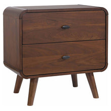 Robyn 5 Piece Queen Bedroom Set – Dark Walnut