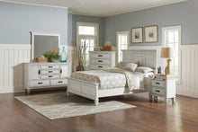 Franco 5 Piece Queen Bedroom Set – Distressed White