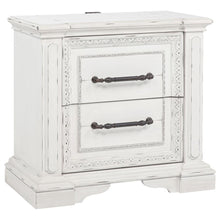 McKinney 5 Piece Queen Bedroom Set – Vintage White