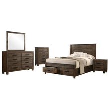 Woodmont 5 Piece Queen Bedroom Set – Rustic Golden Brown
