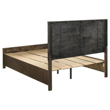 Woodmont 5 Piece Queen Bedroom Set – Rustic Golden Brown