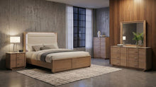 Leanne 5 Piece Queen Bedroom Set – Light Oak