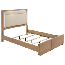 Leanne 5 Piece Queen Bedroom Set – Light Oak