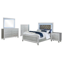 Gunnison 5 Piece Queen Bedroom Set – Silver Metallic