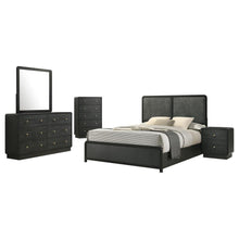 Cavelle 5 Piece Queen Bedroom Set – Black