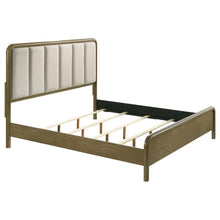 Amsbury 5 Piece Queen Bedroom Set – Nutmeg