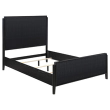Brookmead 5 Piece Queen Bedroom Set – Black