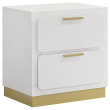 Caraway 5 Piece Queen Bedroom Set – White
