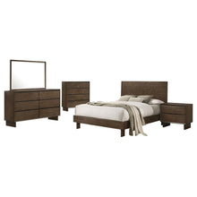 Glenwood 5 Piece Queen Bedroom Set – Warm Brown