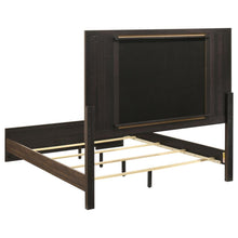Etienne 5 Piece Queen Bedroom Set – Walnut / Vanilla