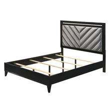 Chelsie - Bed