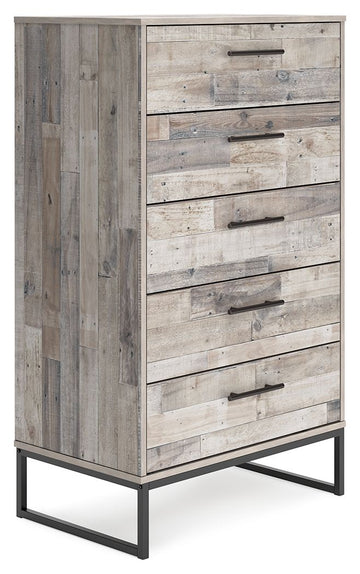 Neilsville - Five Drawer Chest - Whitewash