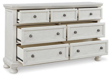 Robbinsdale - Panel Storage Bedroom Set