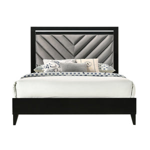 Chelsie - Bed