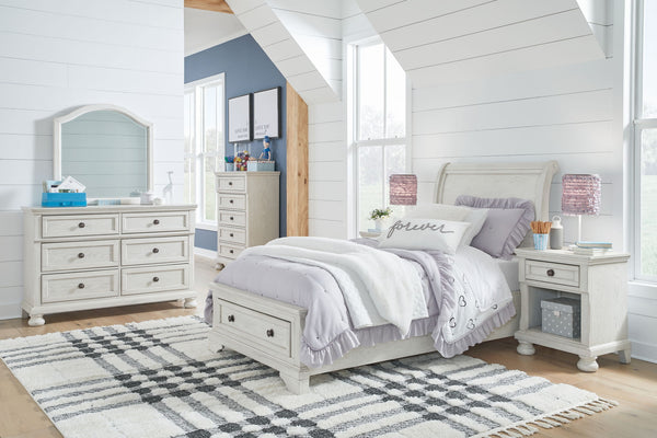 Robbinsdale Youth Sleigh Storage Bedroom Set