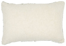 Standon - Pillow