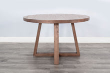 Mia - Round Table