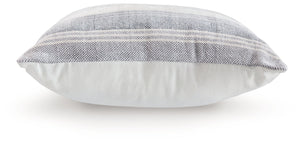 Adikus - Pillow