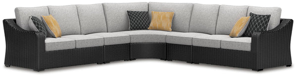 Beachcroft 5-Piece Outdoor Sectional Black / Light Gray