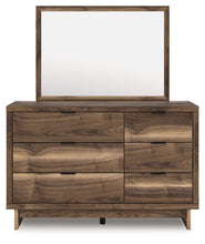 Chirason - Panel Platform Bedroom Set