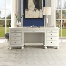 Gustave - Executive Desk