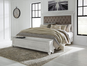Kanwyn - Upholstered Panel Bed