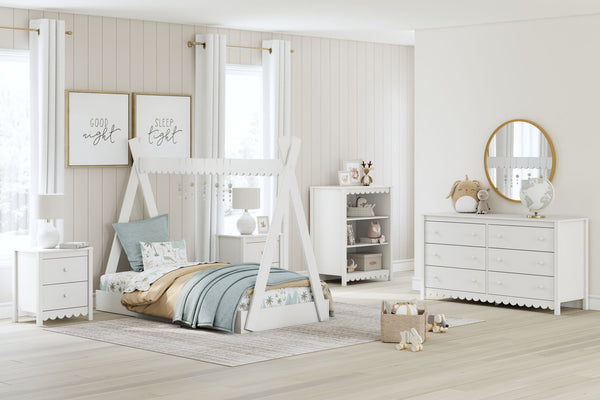 Hallityn kids tent bed set at Savon Furniture Gallery, Visalia CA