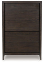 Westonfort - Five Drawer Chest - Espresso