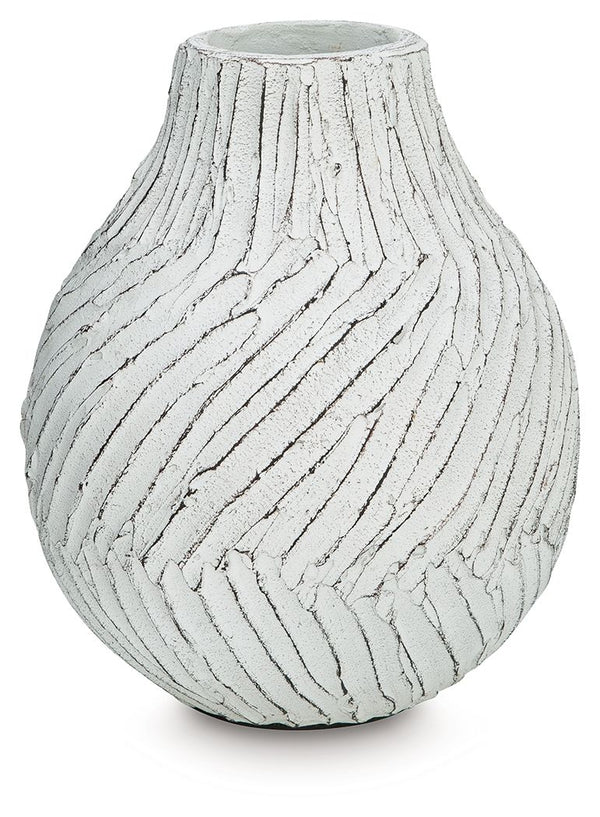 Shelvie Vase