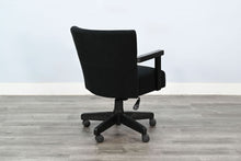Gibson - Game Chair With Casters