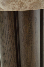 Darimore - Chair Side End Table - Burnished Brown