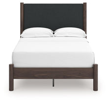 Pamytta - Upholstered Panel Platform Bed
