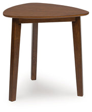 Lyncott - Occasional Wood Table Set (Set of 3) - Brown