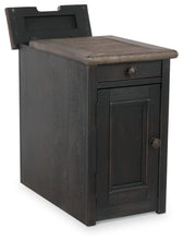 Tyler - Grayish Brown / Black - Chair Side End Table