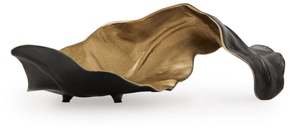 Melinda Sculpture Black / Gold Finish