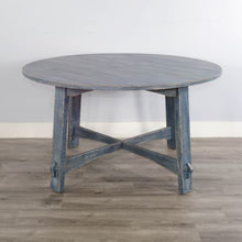 Marina - Round Table