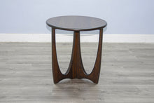 Sinatra - Table
