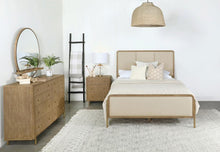Arini - Bedroom Set
