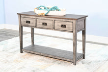 Homestead Hills - Table