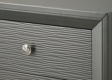 Denker - Dresser